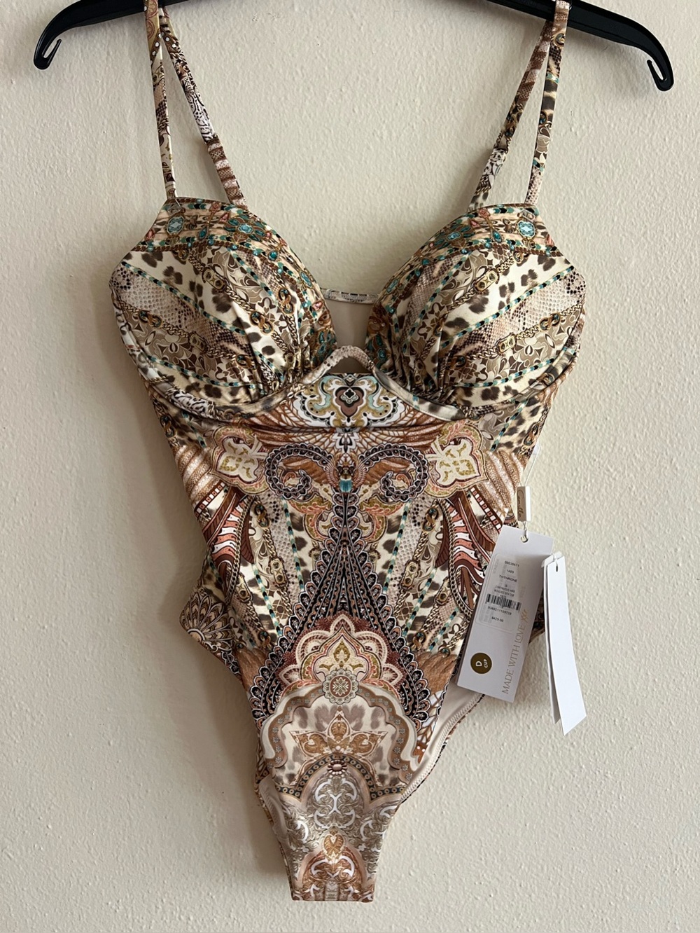 NWT Camilla Ththrone Wire Moulder Bra Beige Paisley One Piece Swimsuit Small - Picture 4 of 15